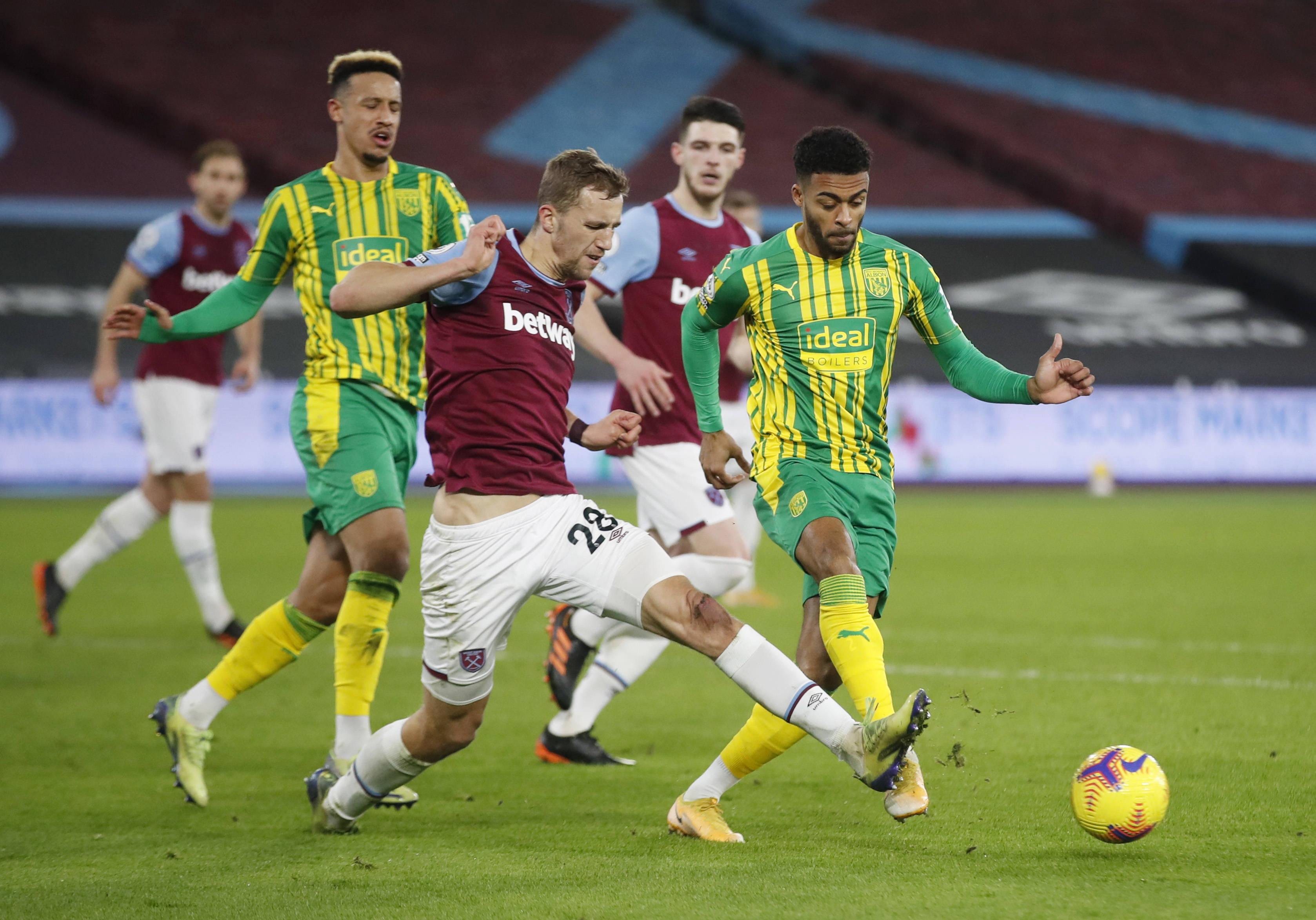 对阵阿斯顿 对阵阿斯顿