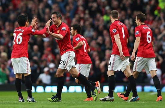 足坛崭露头 足坛崭露头